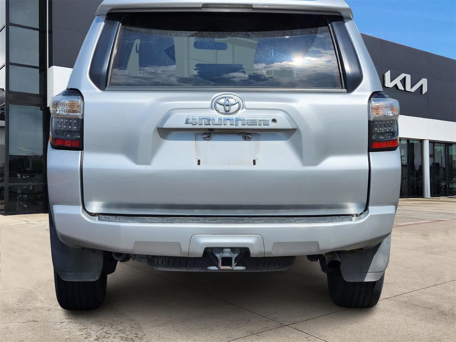 2016 Toyota 4Runner SR5 6