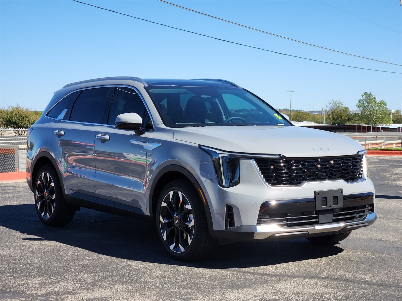 Thumbnail: 2026 Kia Sorento - 3