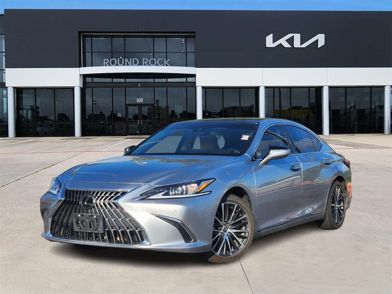 Thumbnail: 2024 Lexus ES - 1