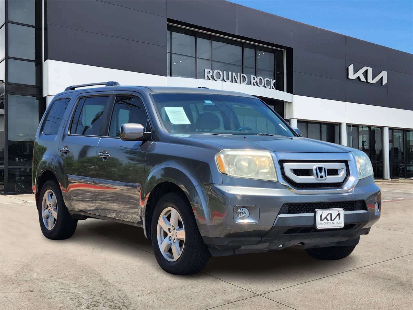 Thumbnail: 2010 Honda Pilot - 3