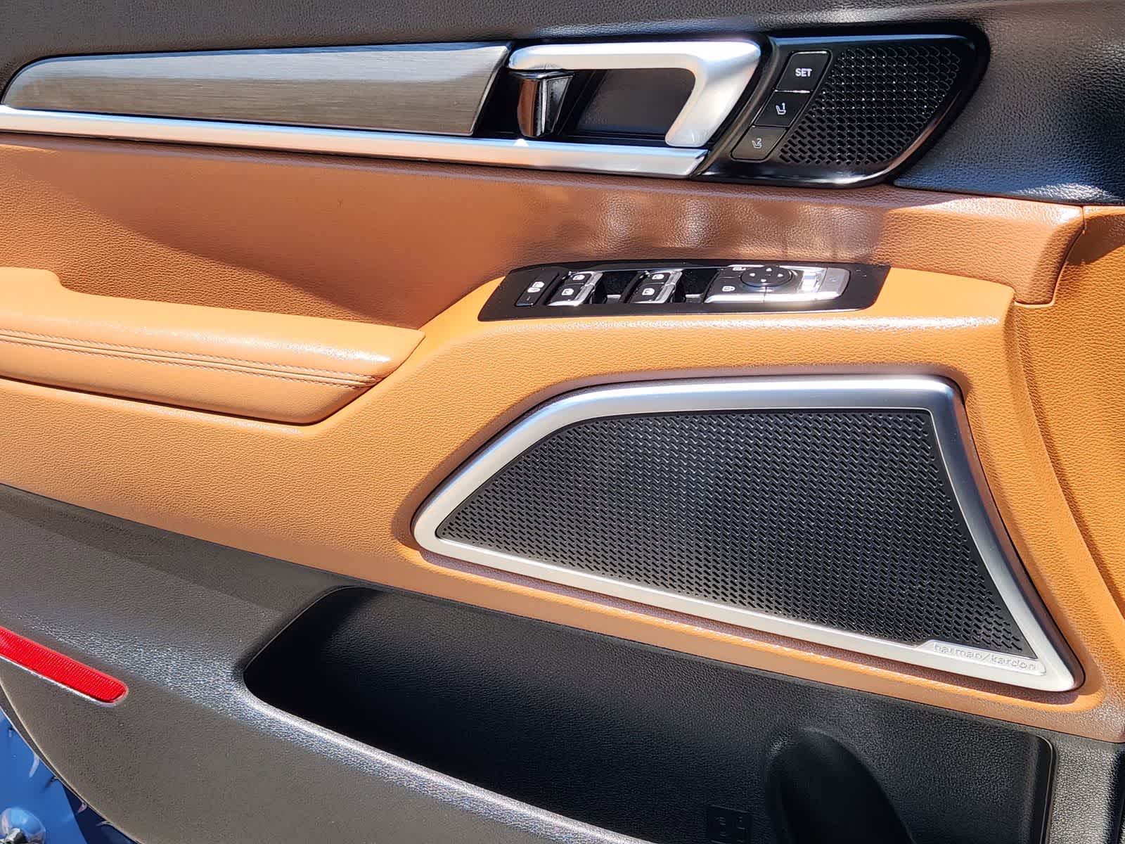 Thumbnail: 2023 Kia Telluride - 21