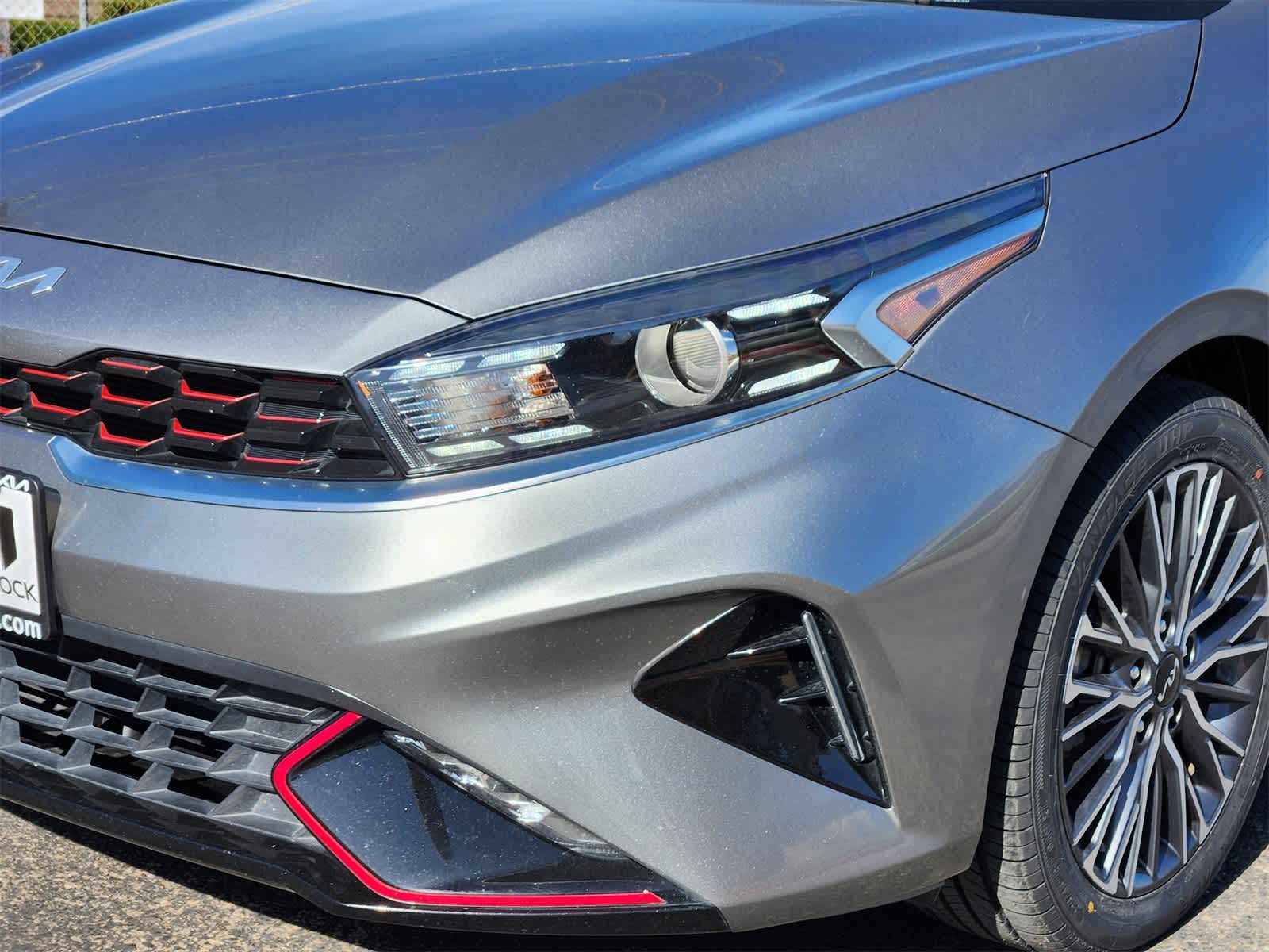 Thumbnail: 2022 Kia Forte - 7