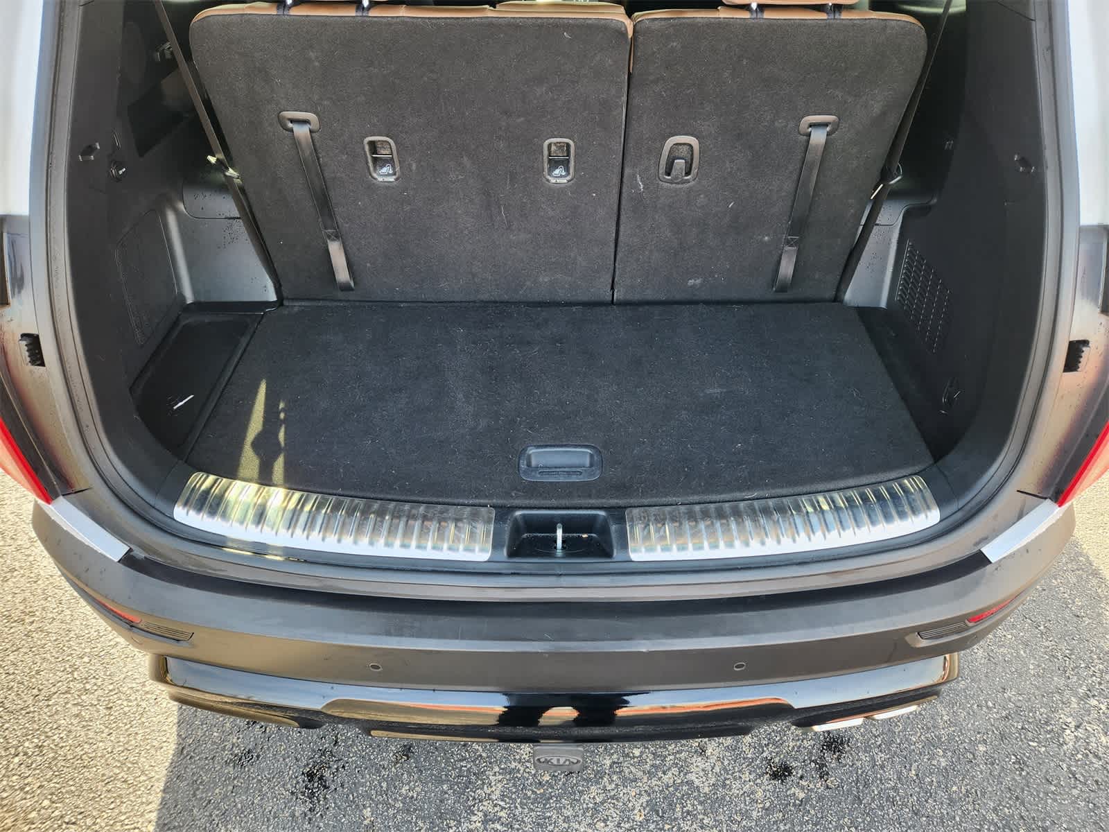 Thumbnail: 2022 Kia Telluride - 32