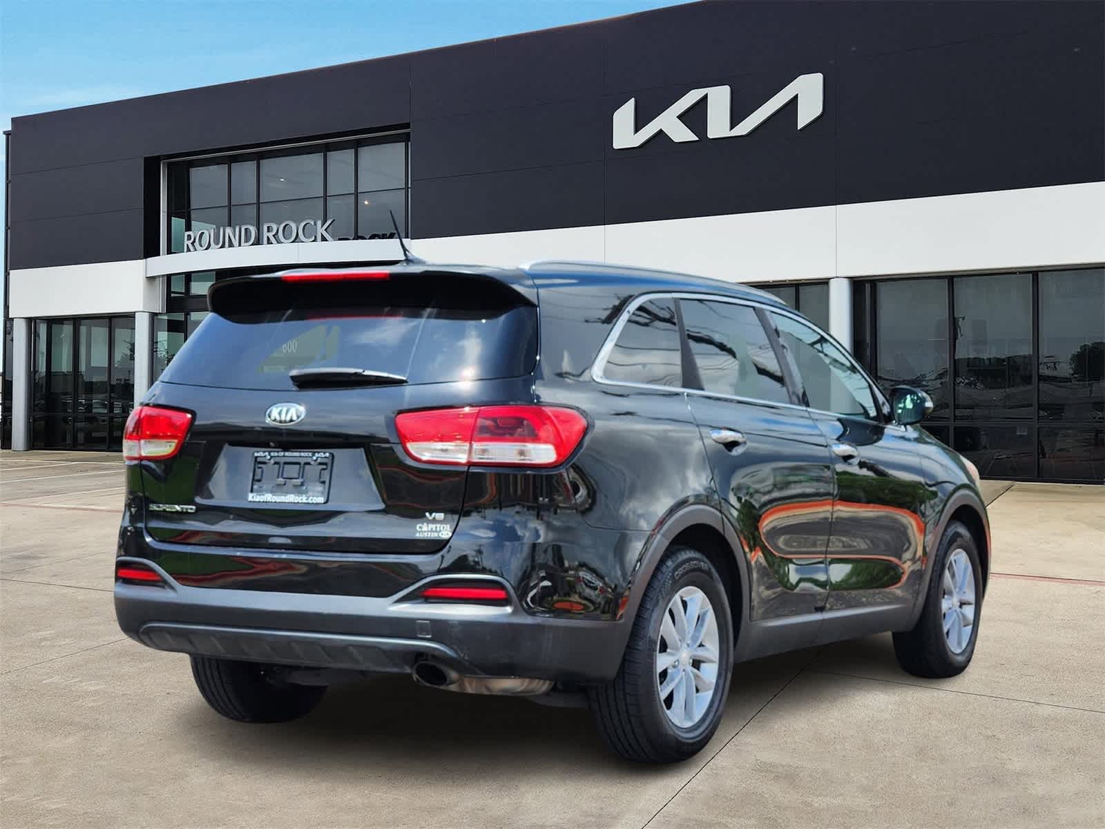 Thumbnail: 2016 Kia Sorento - 5