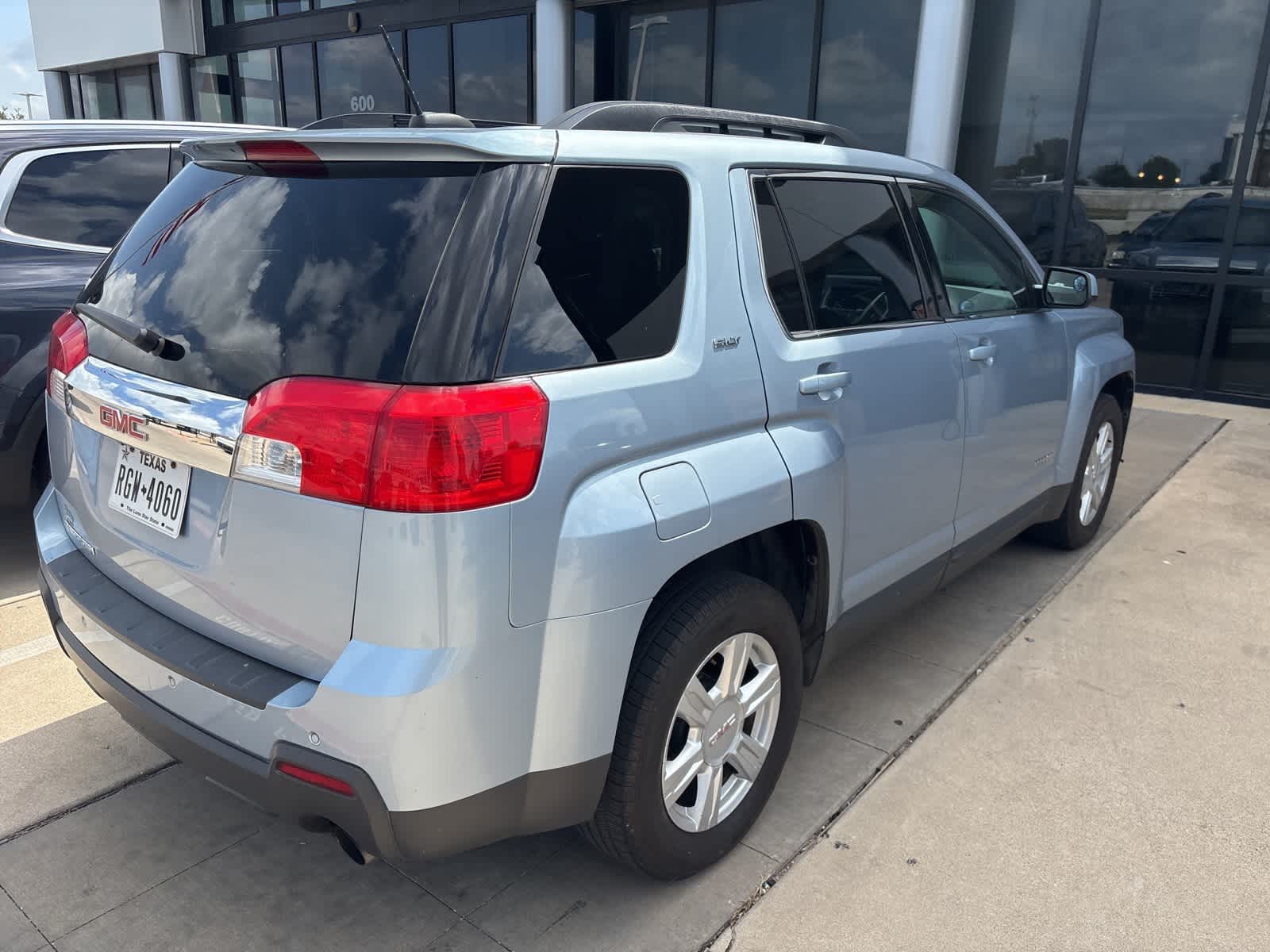 Thumbnail: 2015 GMC Terrain - 3