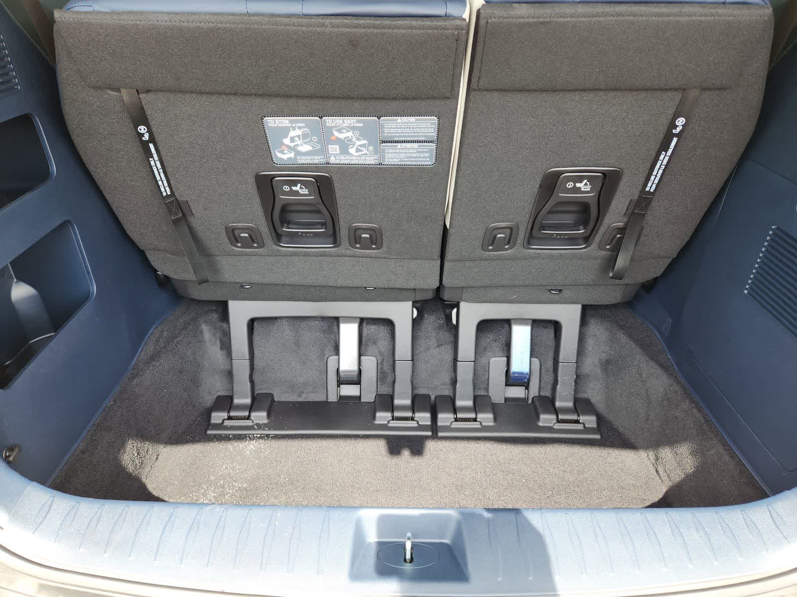 Thumbnail: 2026 Kia Carnival - 26