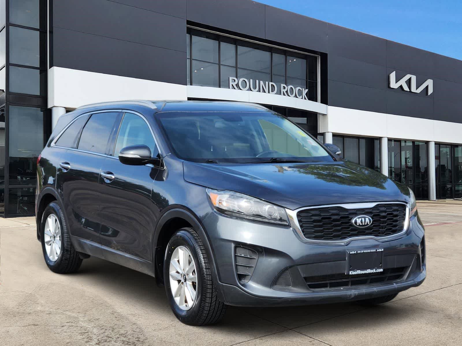 Thumbnail: 2019 Kia Sorento - 3