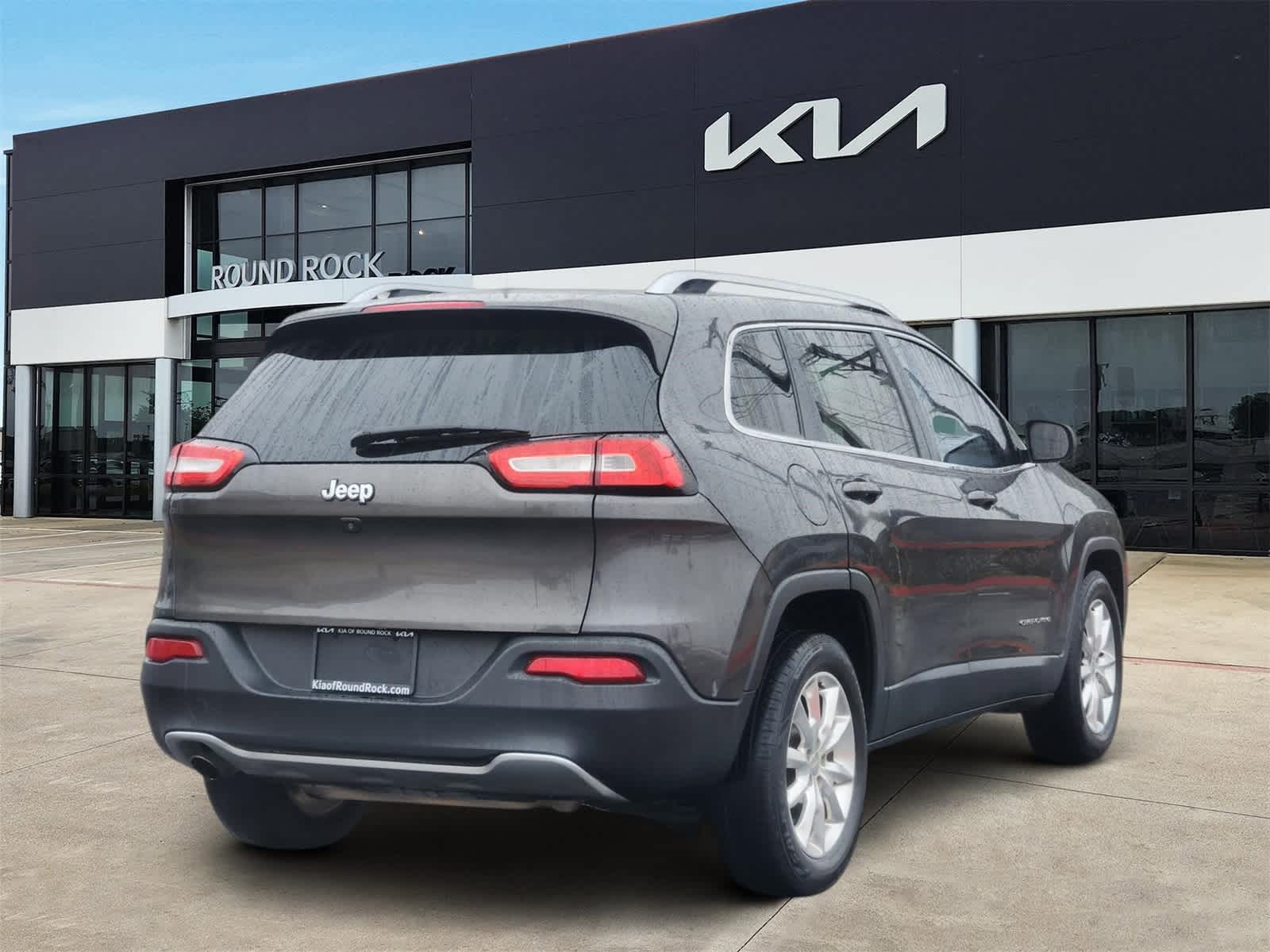 Thumbnail: 2016 Jeep Cherokee - 5