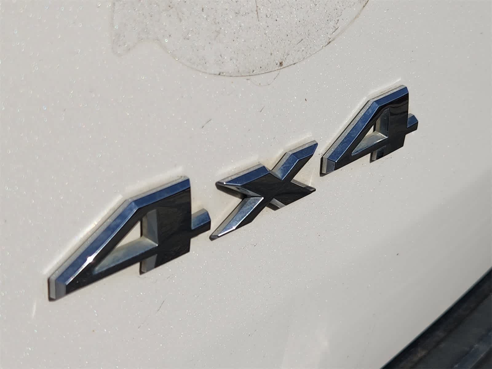 Thumbnail: 2017 Jeep Grand Cherokee - 12