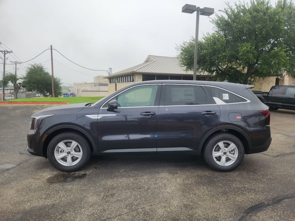 New 2026 Kia Sorento LX SUV