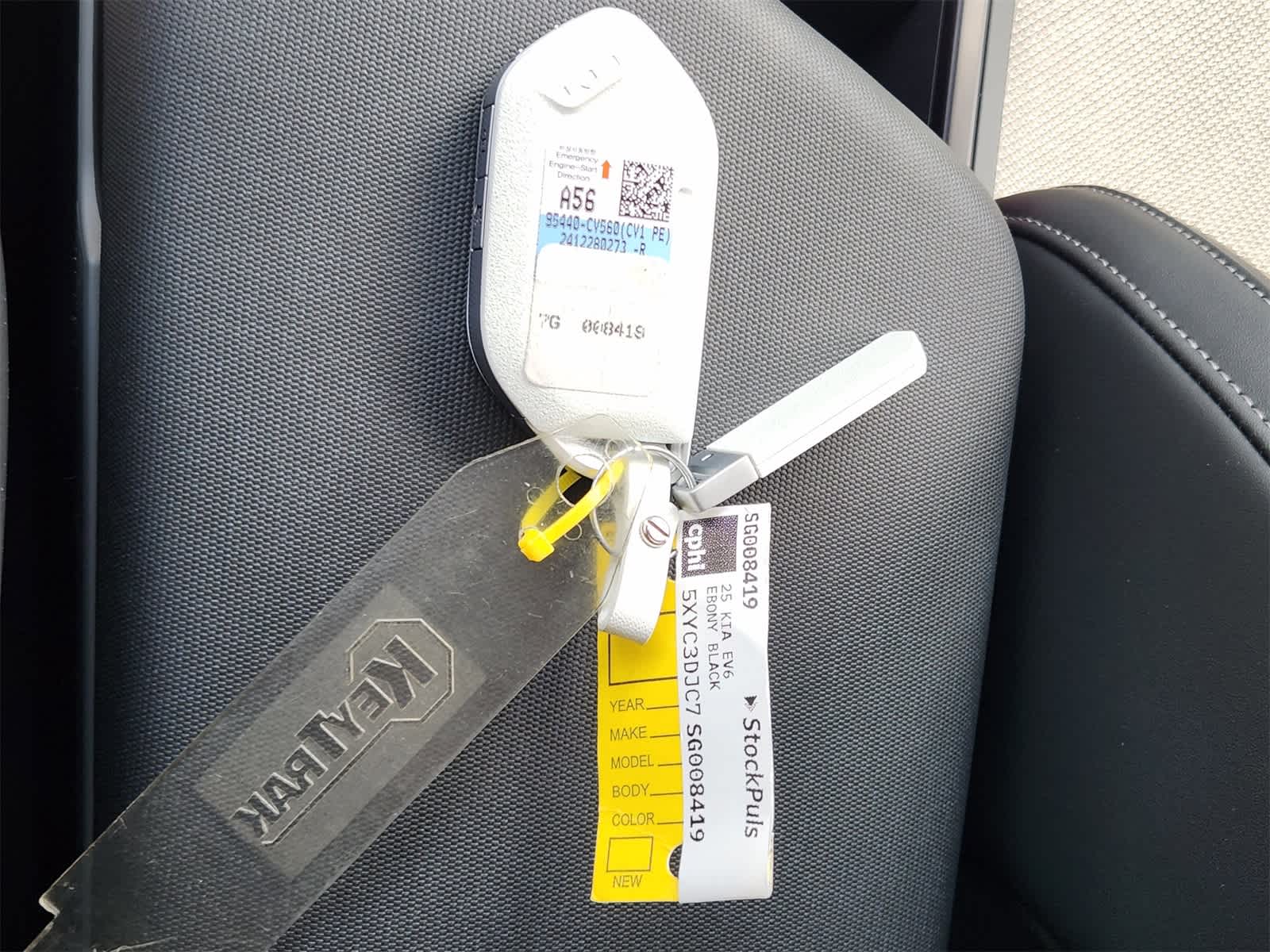 Thumbnail: 2025 Kia EV6 - 29