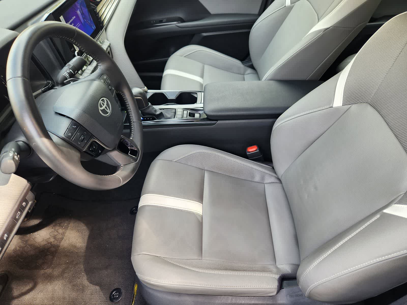 Thumbnail: 2025 Toyota Camry - 13