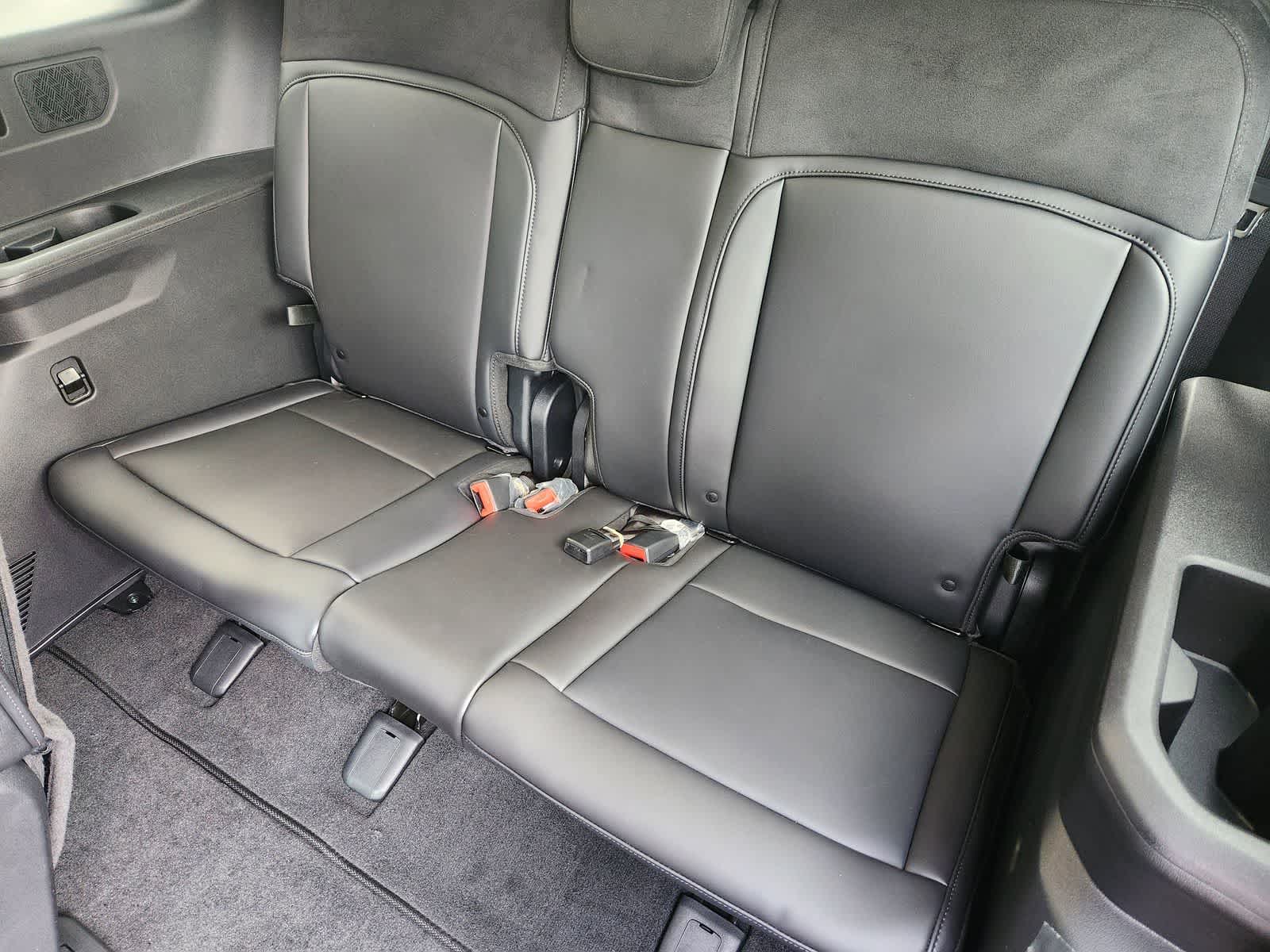 Thumbnail: 2027 Kia Telluride - 25