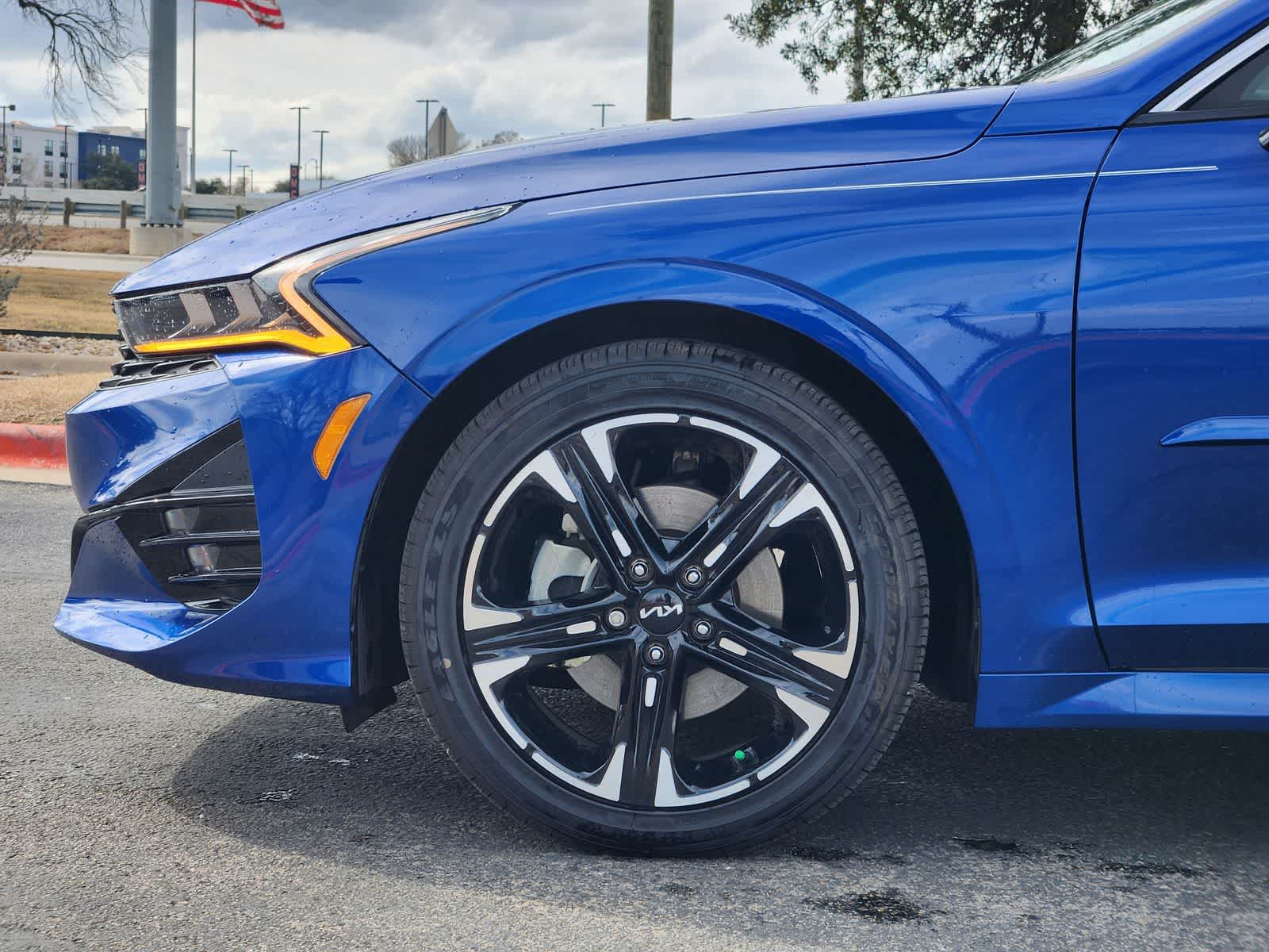 Thumbnail: 2023 Kia K5 - 8