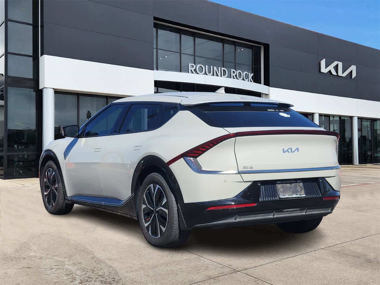 Thumbnail: 2023 Kia EV6 - 6