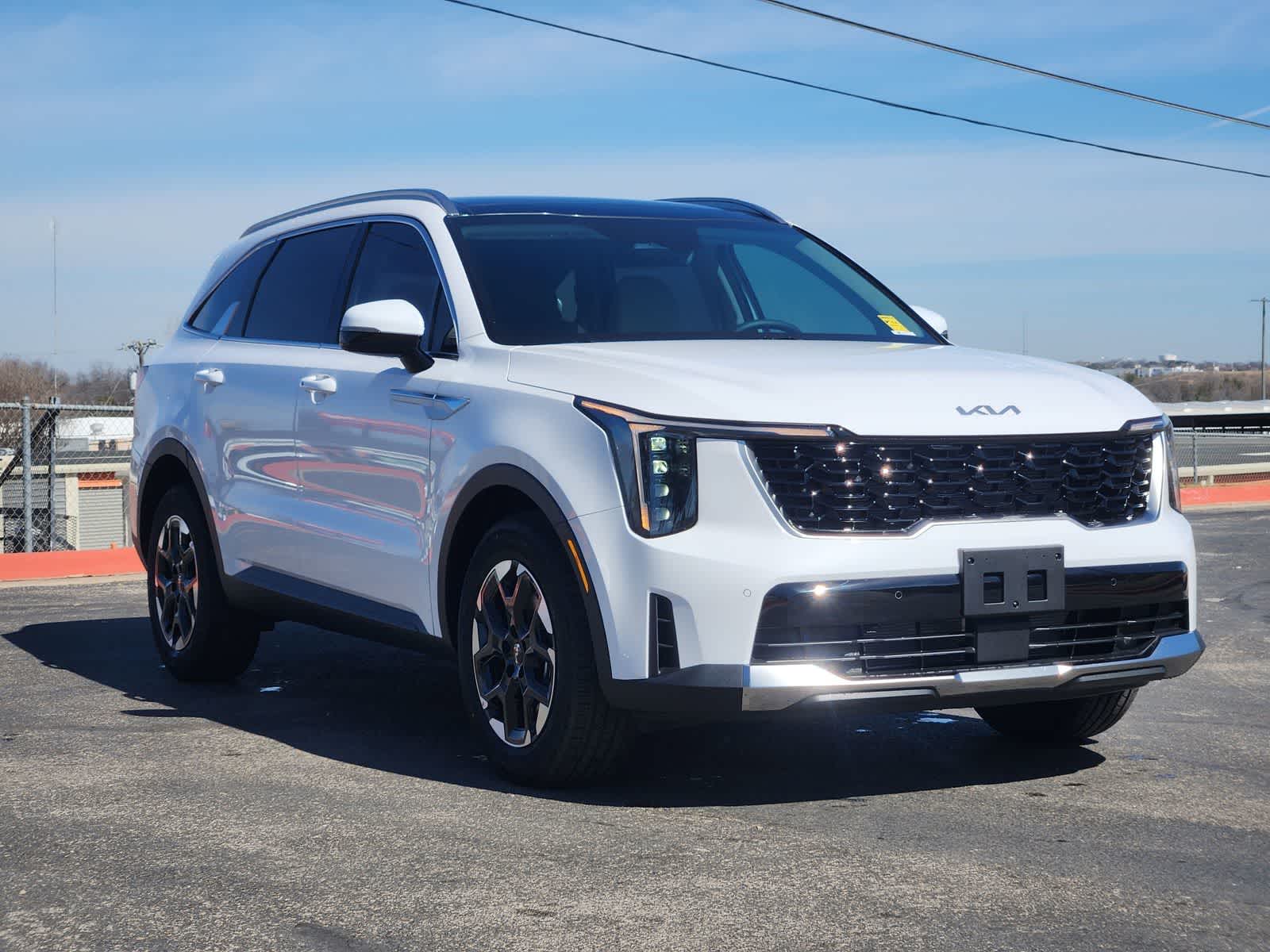 Thumbnail: 2026 Kia Sorento - 3