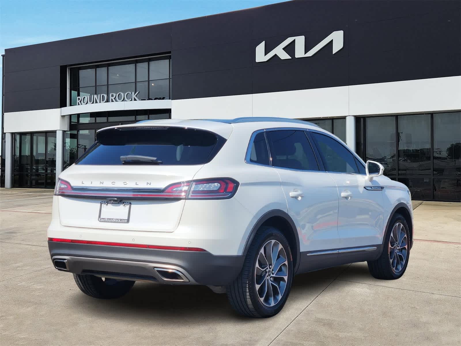 Thumbnail: 2022 Lincoln Nautilus - 5