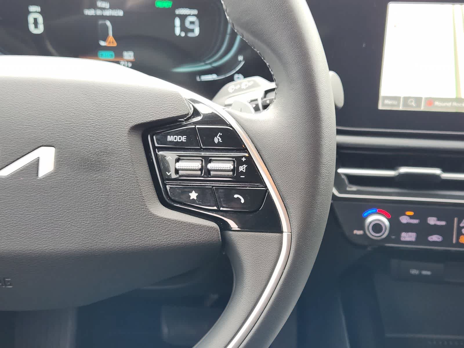 Thumbnail: 2024 Kia Niro - 26