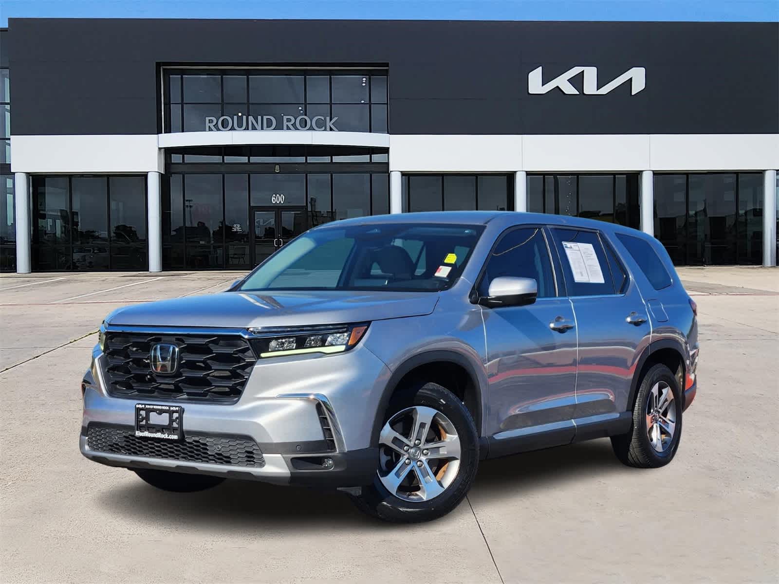 Thumbnail: 2023 Honda Pilot - 1