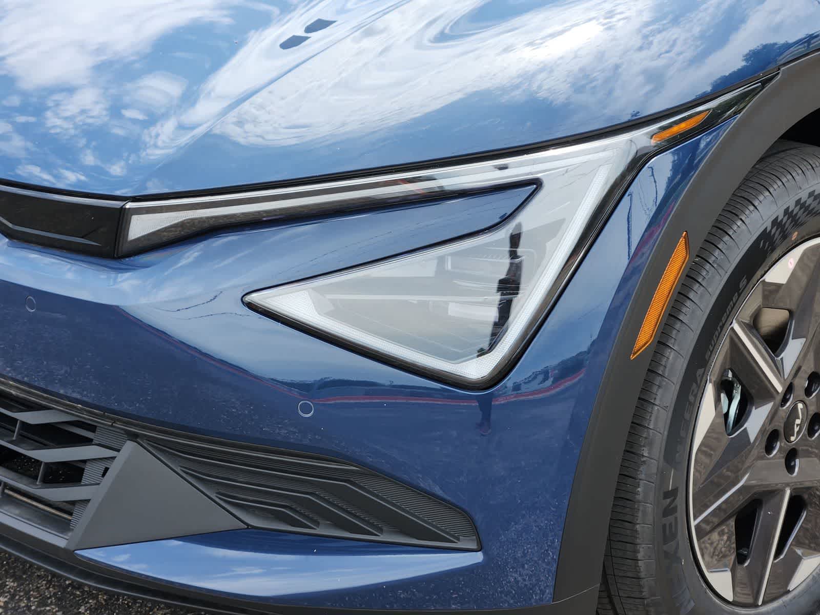 Thumbnail: 2026 Kia EV6 - 7