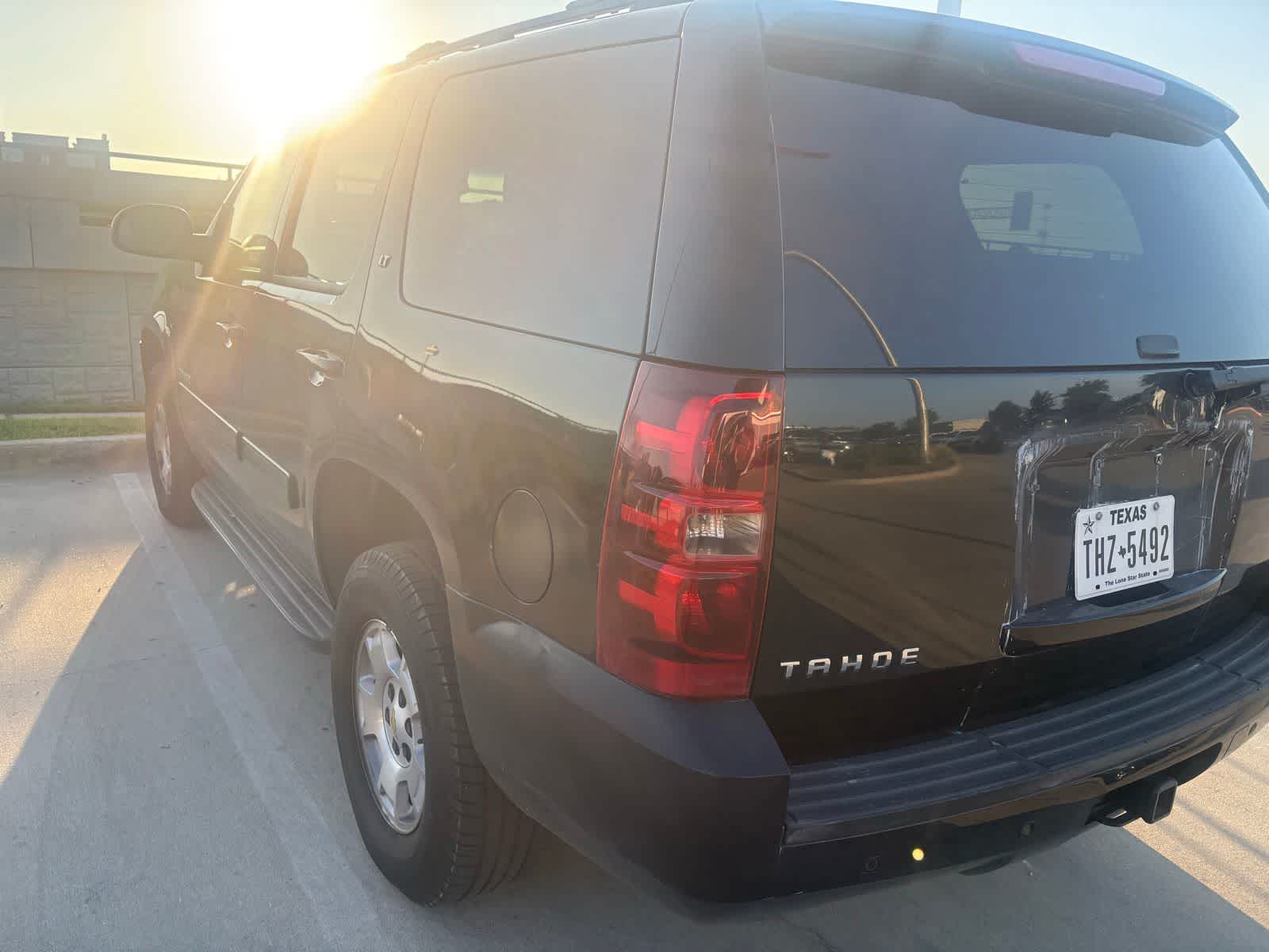 Thumbnail: 2011 Chevrolet Tahoe - 8