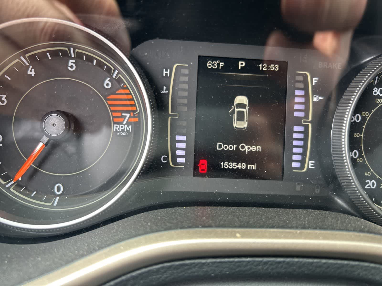 Thumbnail: 2016 Jeep Cherokee - 8