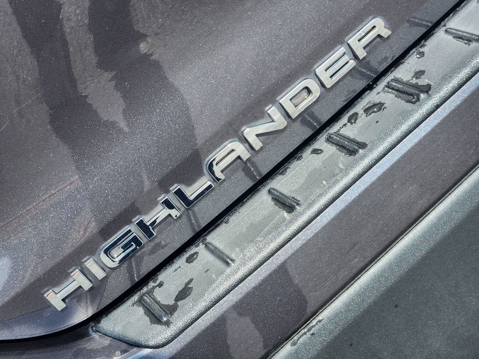 Thumbnail: 2022 Toyota Highlander - 11