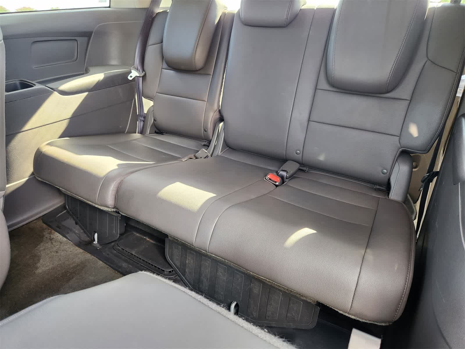 Thumbnail: 2016 Honda Odyssey - 29