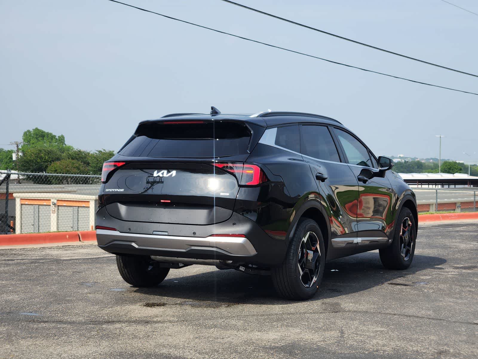 Thumbnail: 2026 Kia Sportage - 4