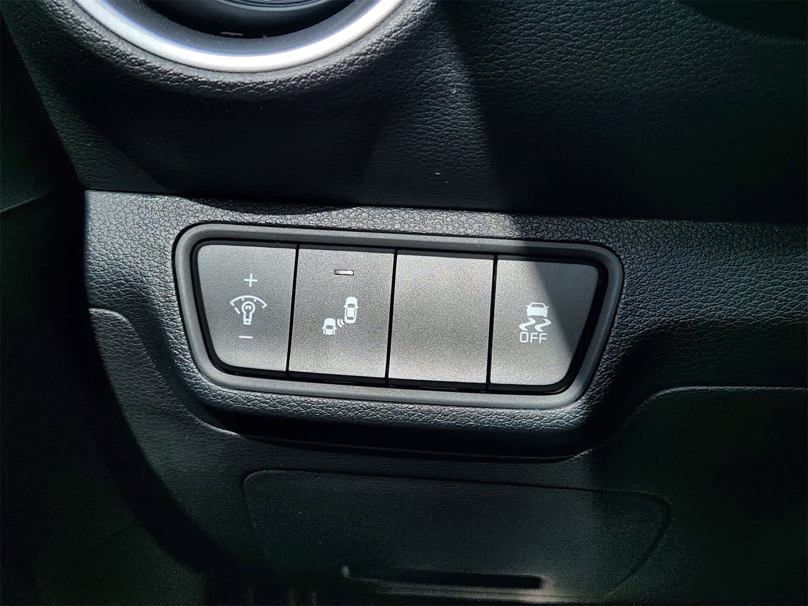 2024 Kia Forte LXS 20