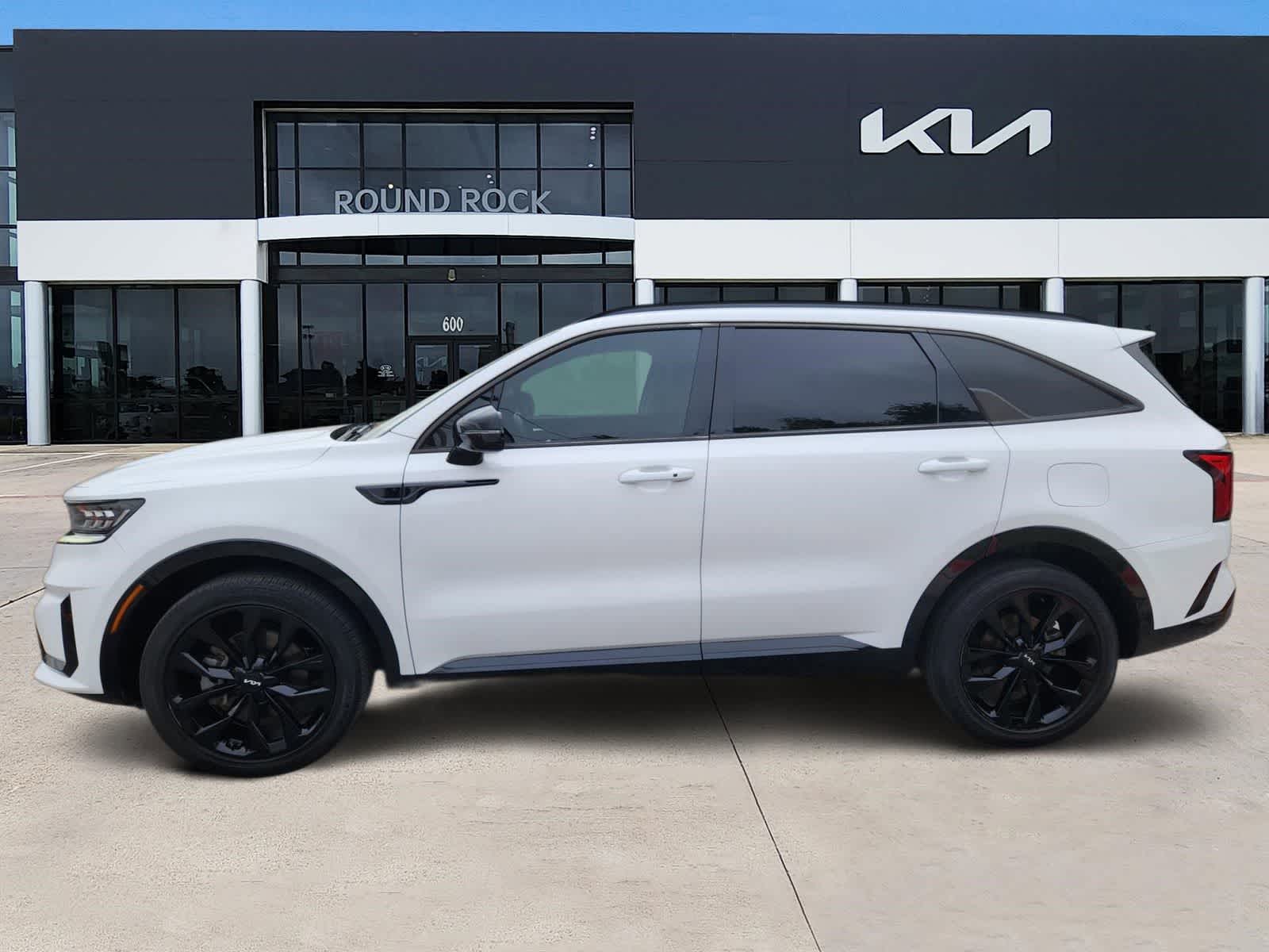 Thumbnail: 2022 Kia Sorento - 4