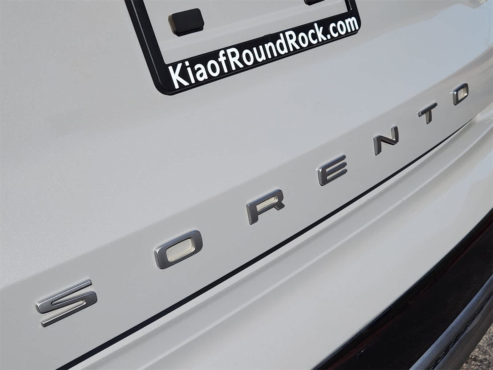 Thumbnail: 2022 Kia Sorento - 11