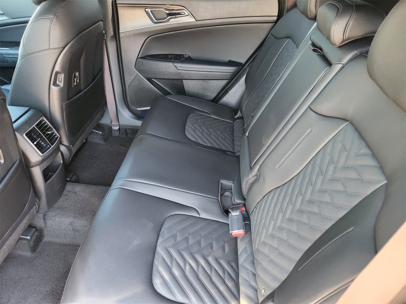 Thumbnail: 2026 Kia Sportage - 20