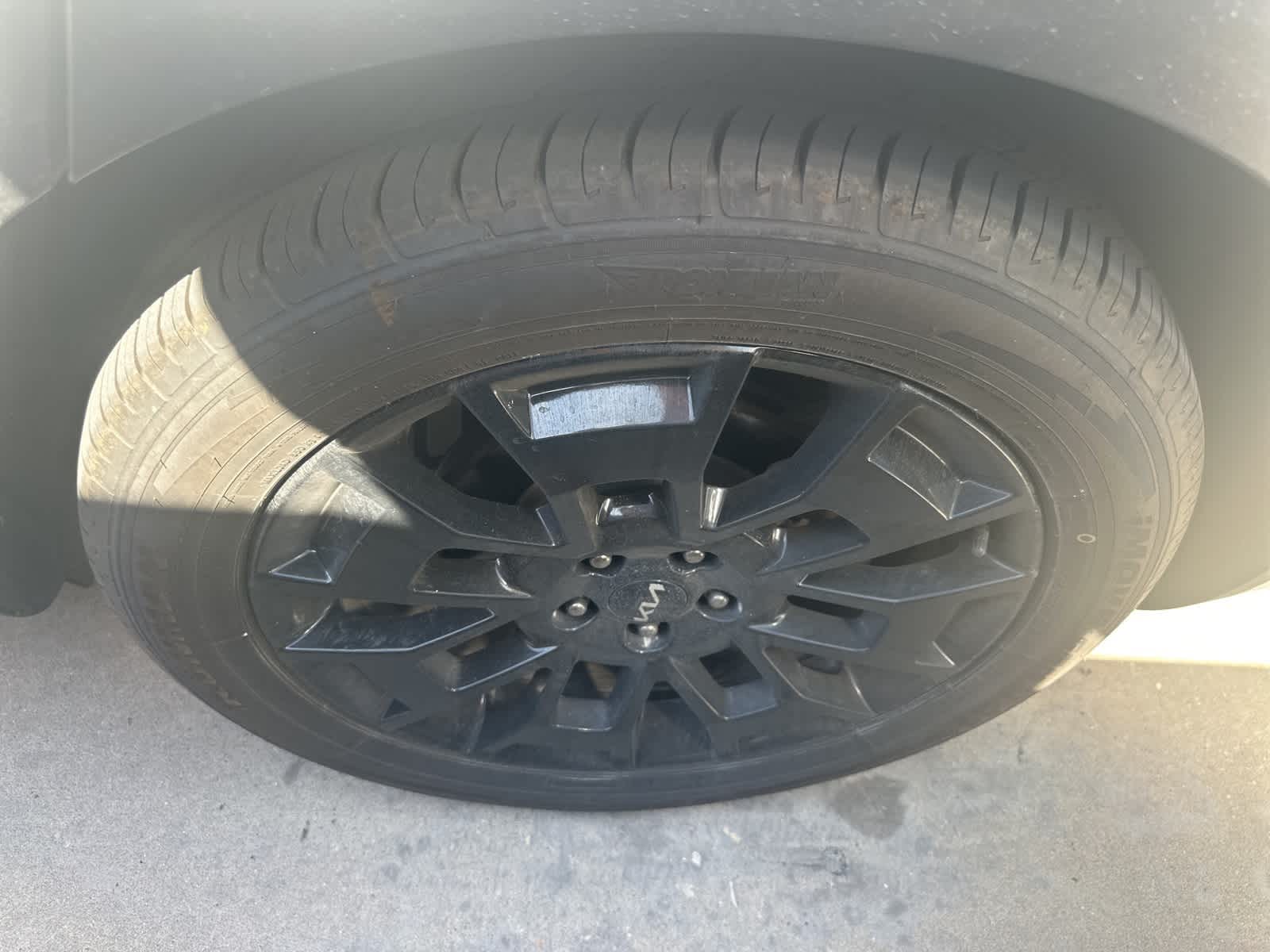 Thumbnail: 2022 Kia Telluride - 27