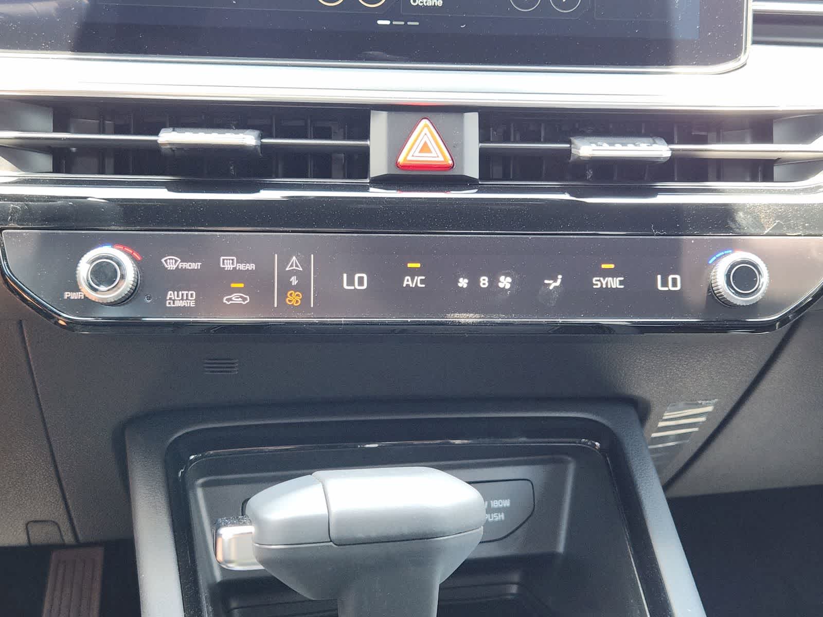 Thumbnail: 2026 Kia K5 - 16