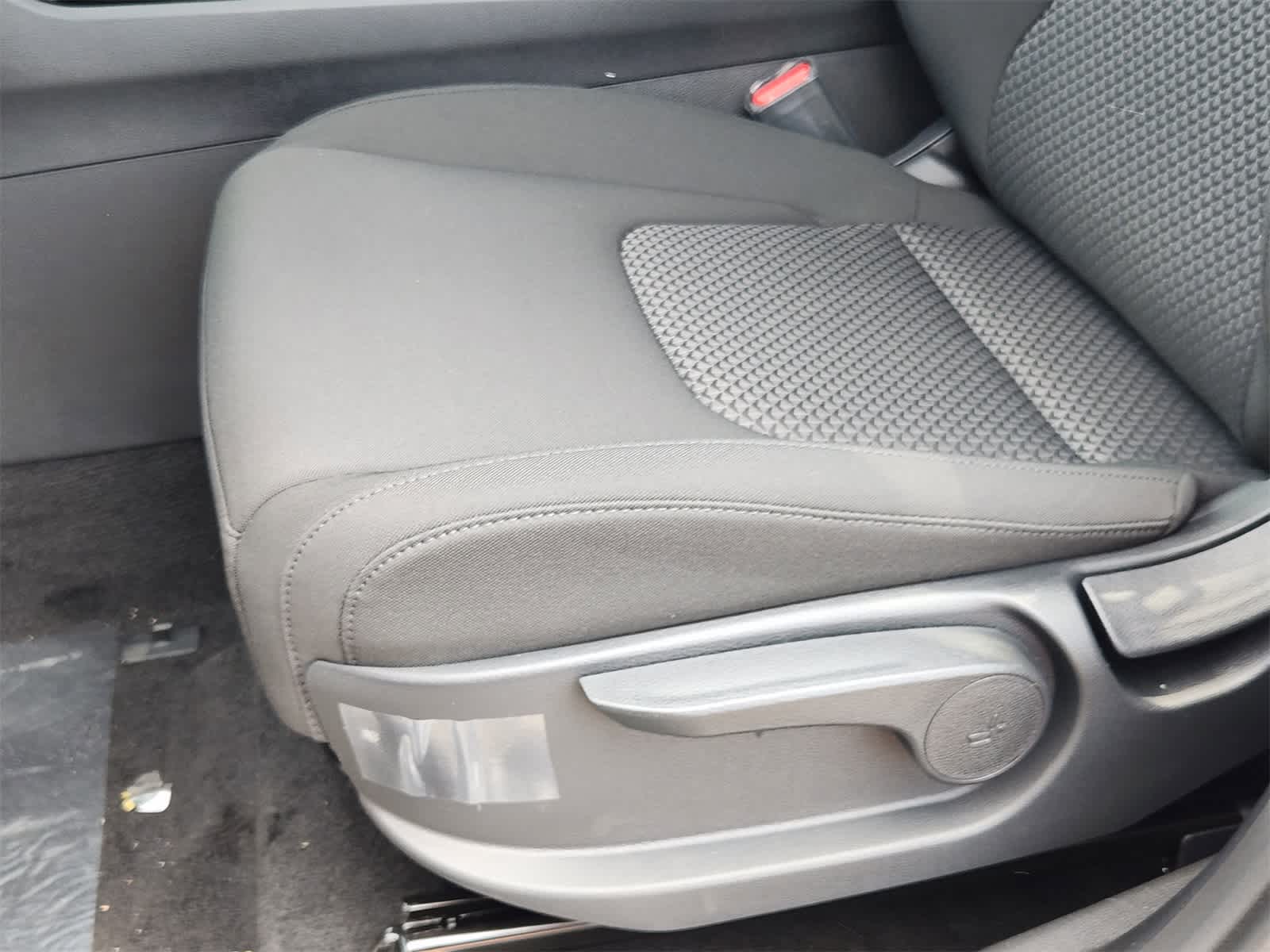 Thumbnail: 2025 Kia Sportage - 17