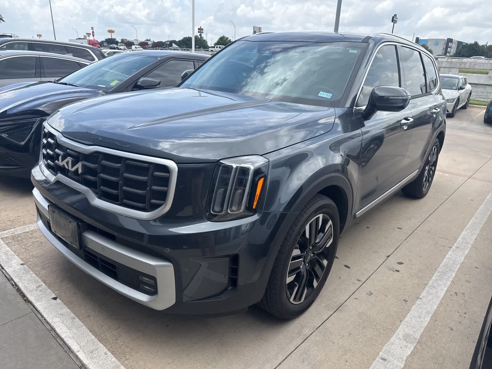 Thumbnail: 2024 Kia Telluride - 1