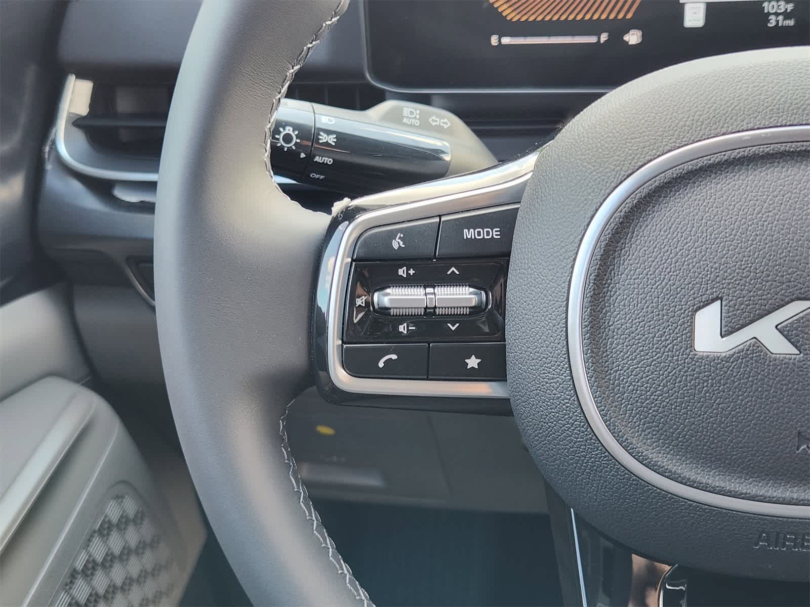 Thumbnail: 2026 Kia Carnival - 25