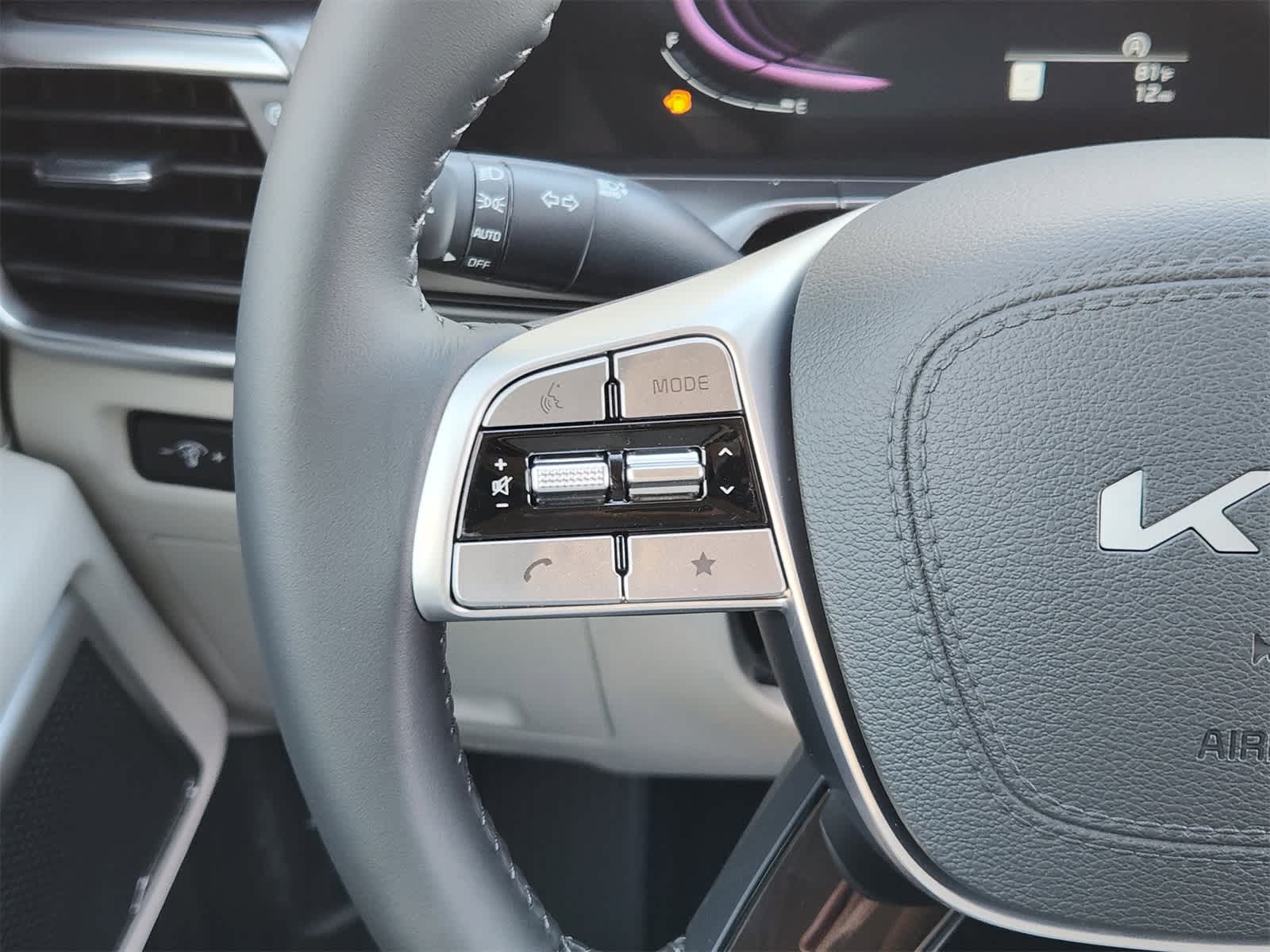 Thumbnail: 2025 Kia Telluride - 26