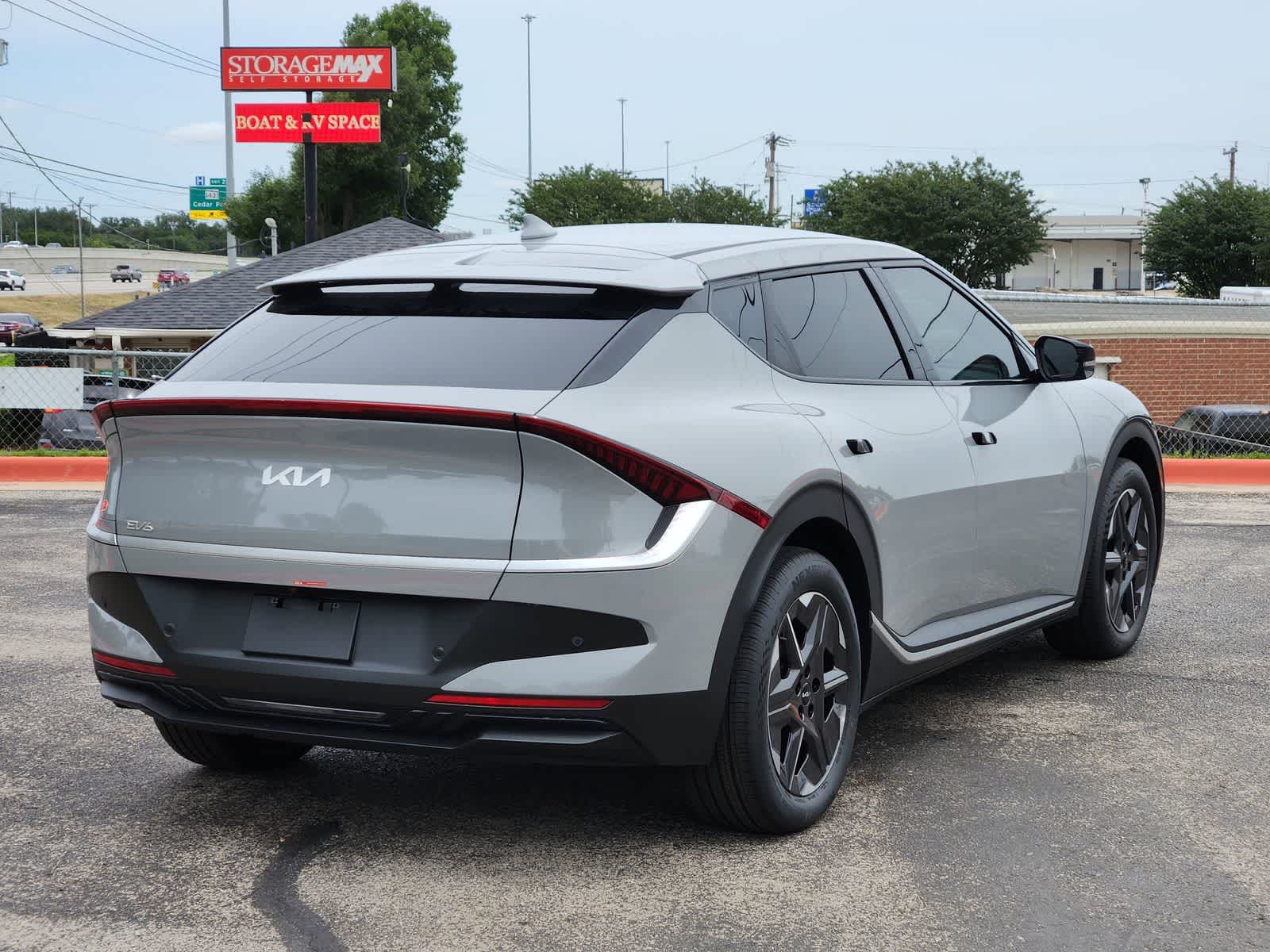 Thumbnail: 2026 Kia EV6 - 5