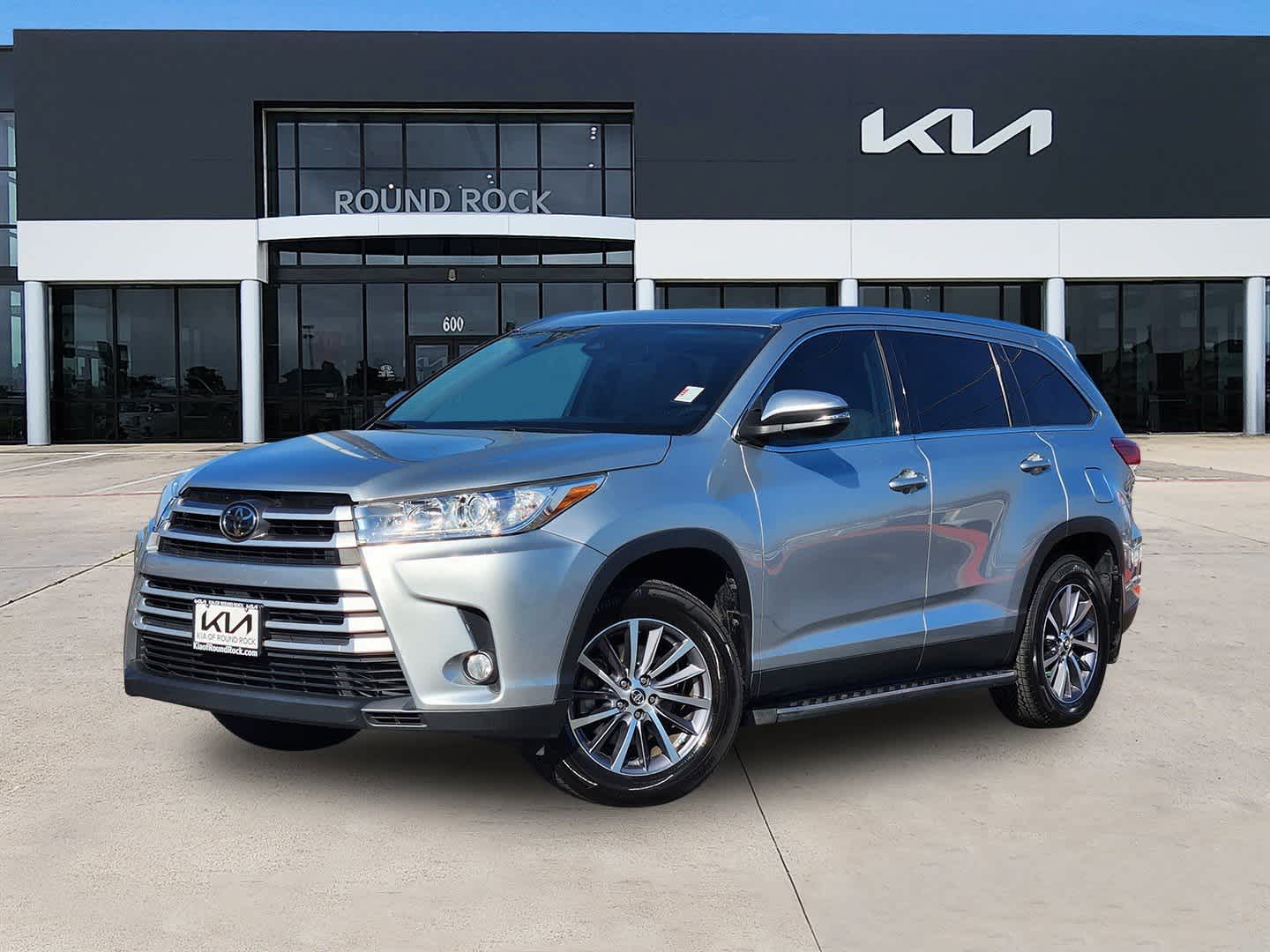 Thumbnail: 2019 Toyota Highlander - 1