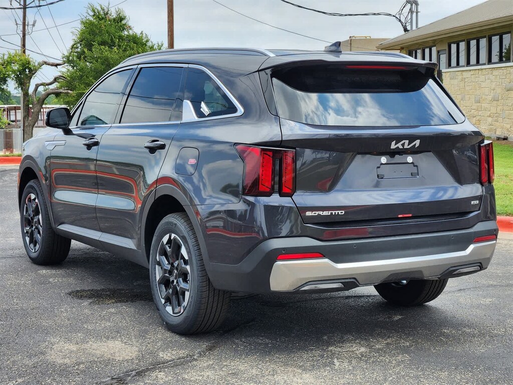 New 2026 Kia Sorento S SUV