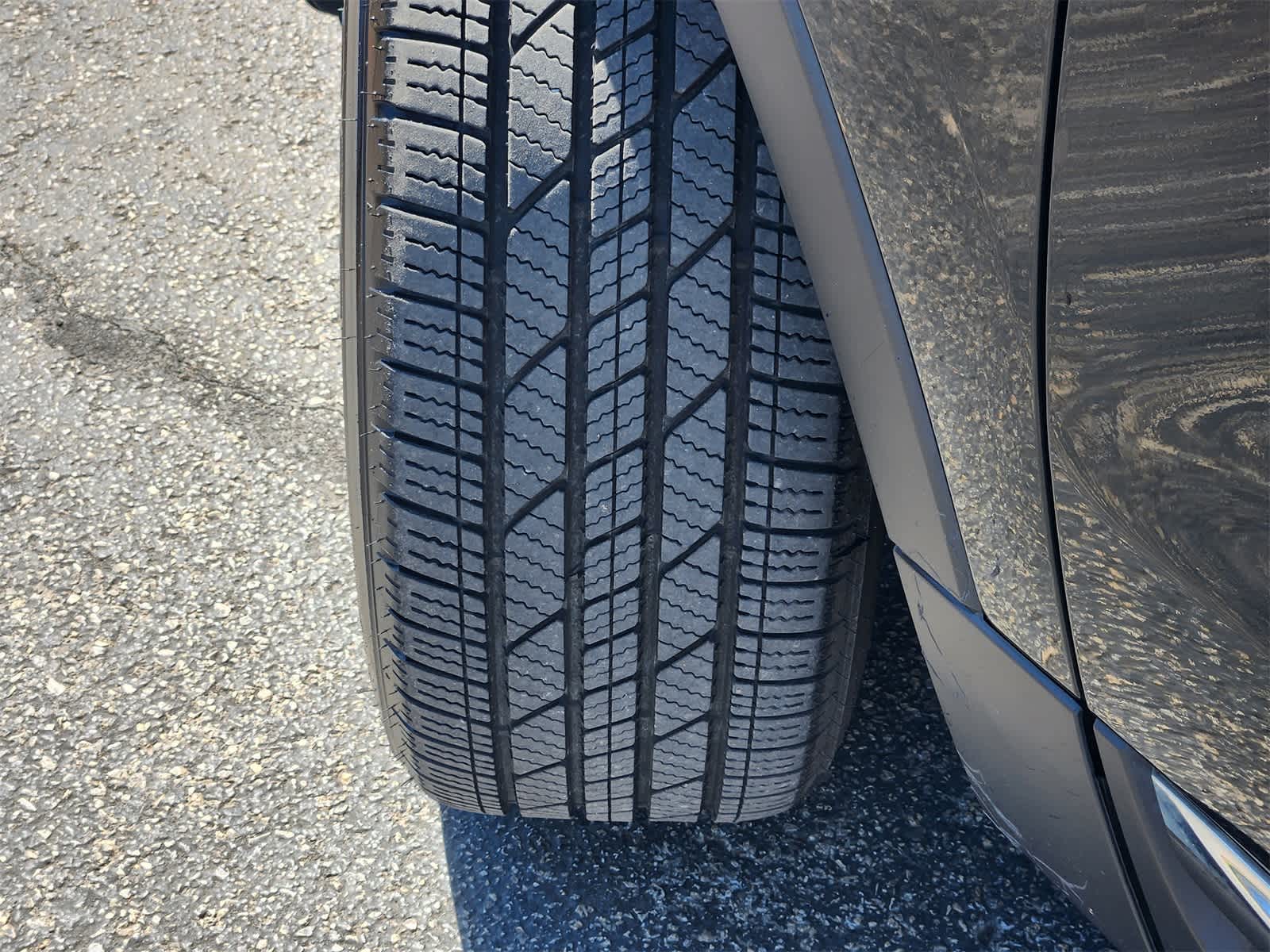 Thumbnail: 2013 Ford Explorer - 10