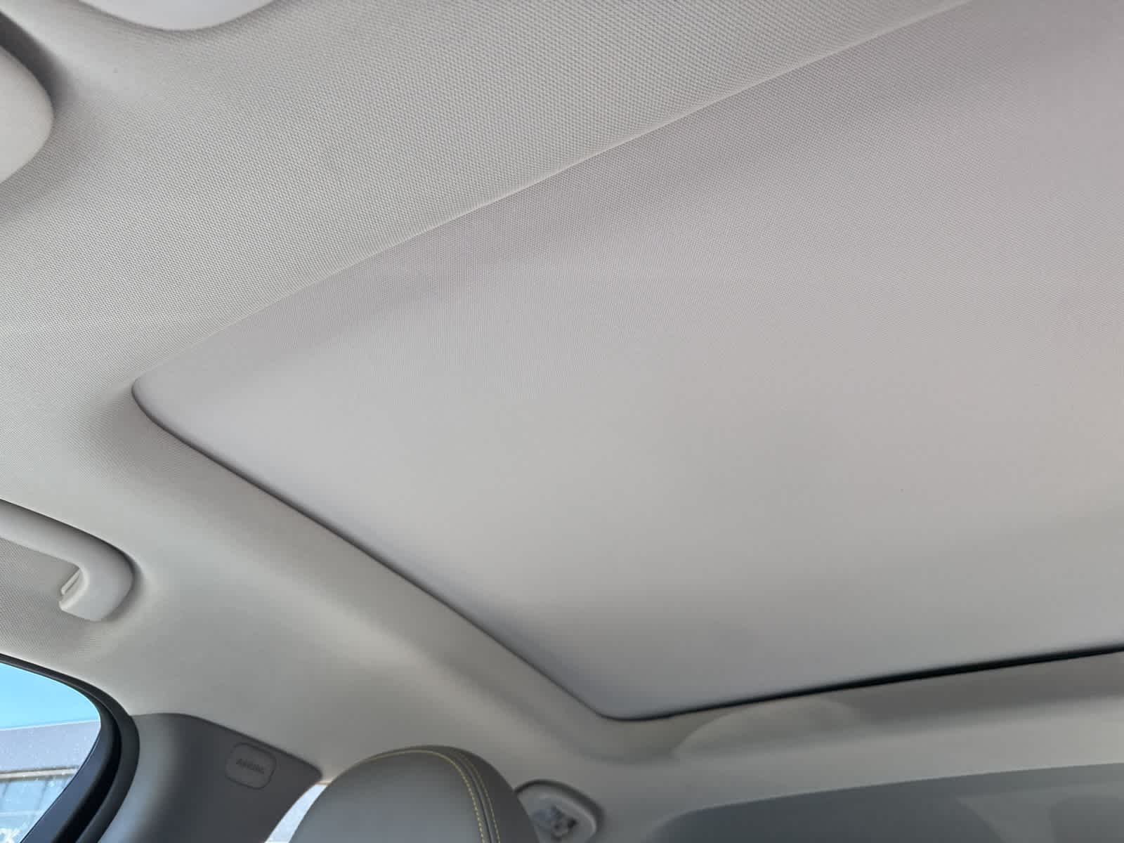 Thumbnail: 2022 Chevrolet Bolt EUV - 4