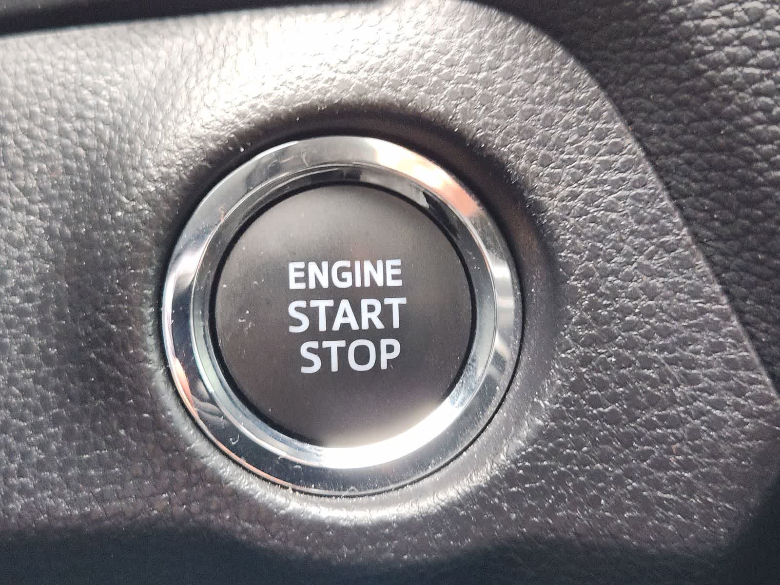 Thumbnail: 2025 Toyota RAV4 - 22