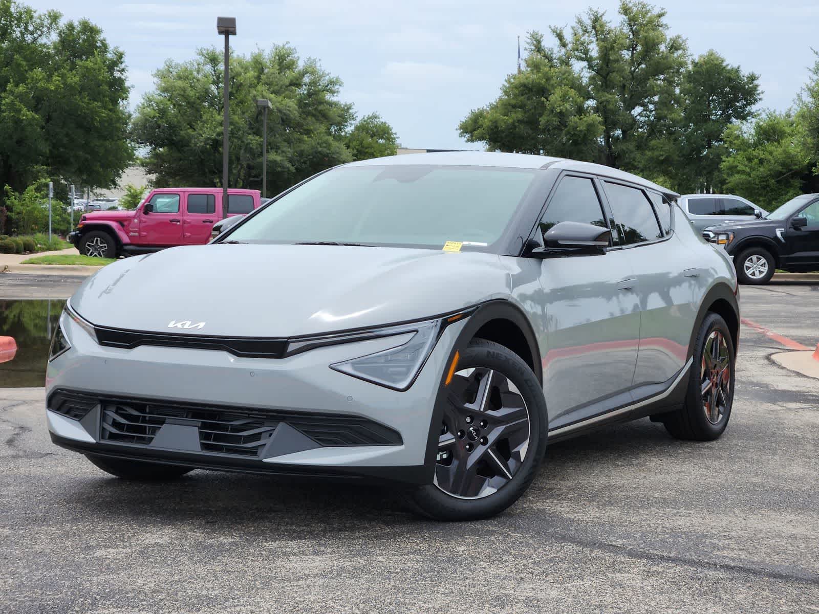 2026 Kia EV6 Light L/R AWD's photo