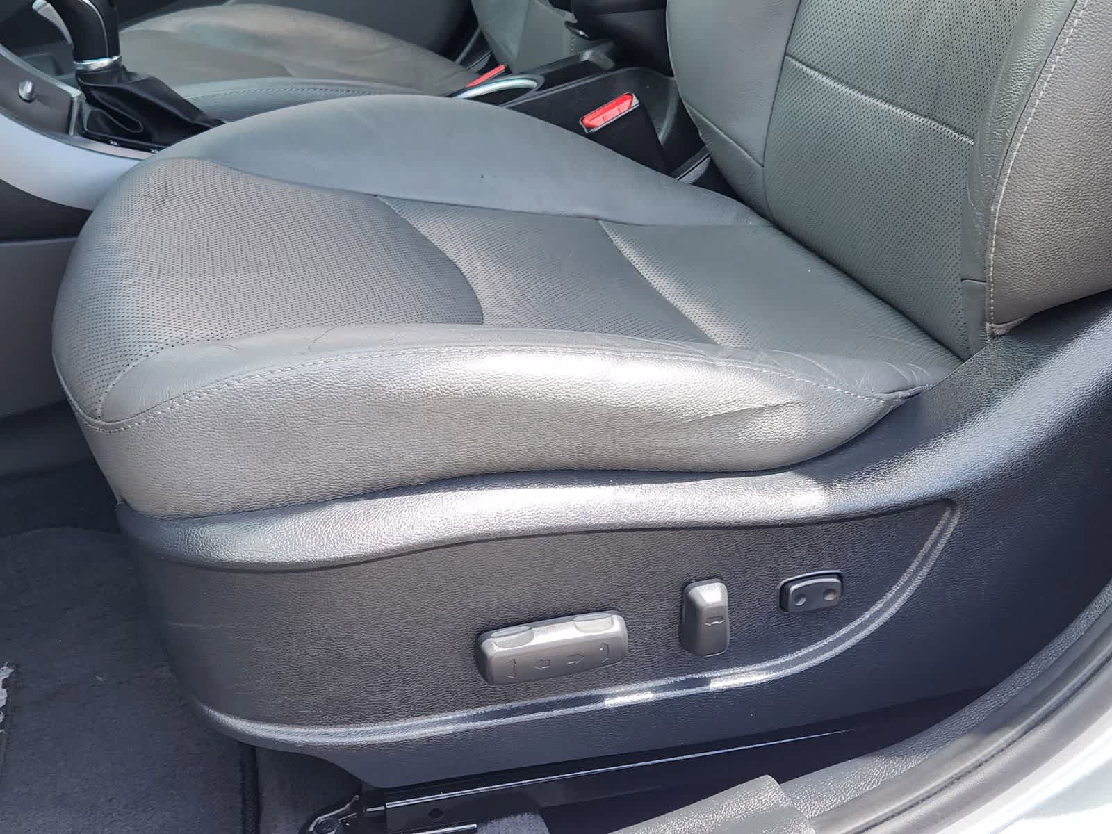 Thumbnail: 2014 Hyundai Elantra - 23