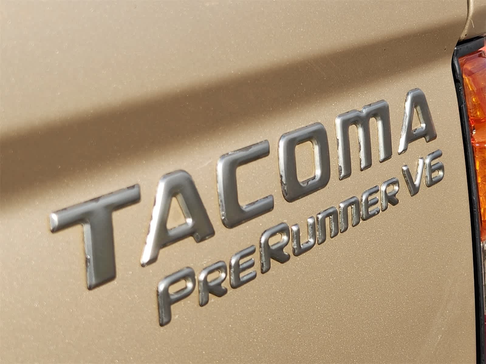 Thumbnail: 2004 Toyota Tacoma - 12
