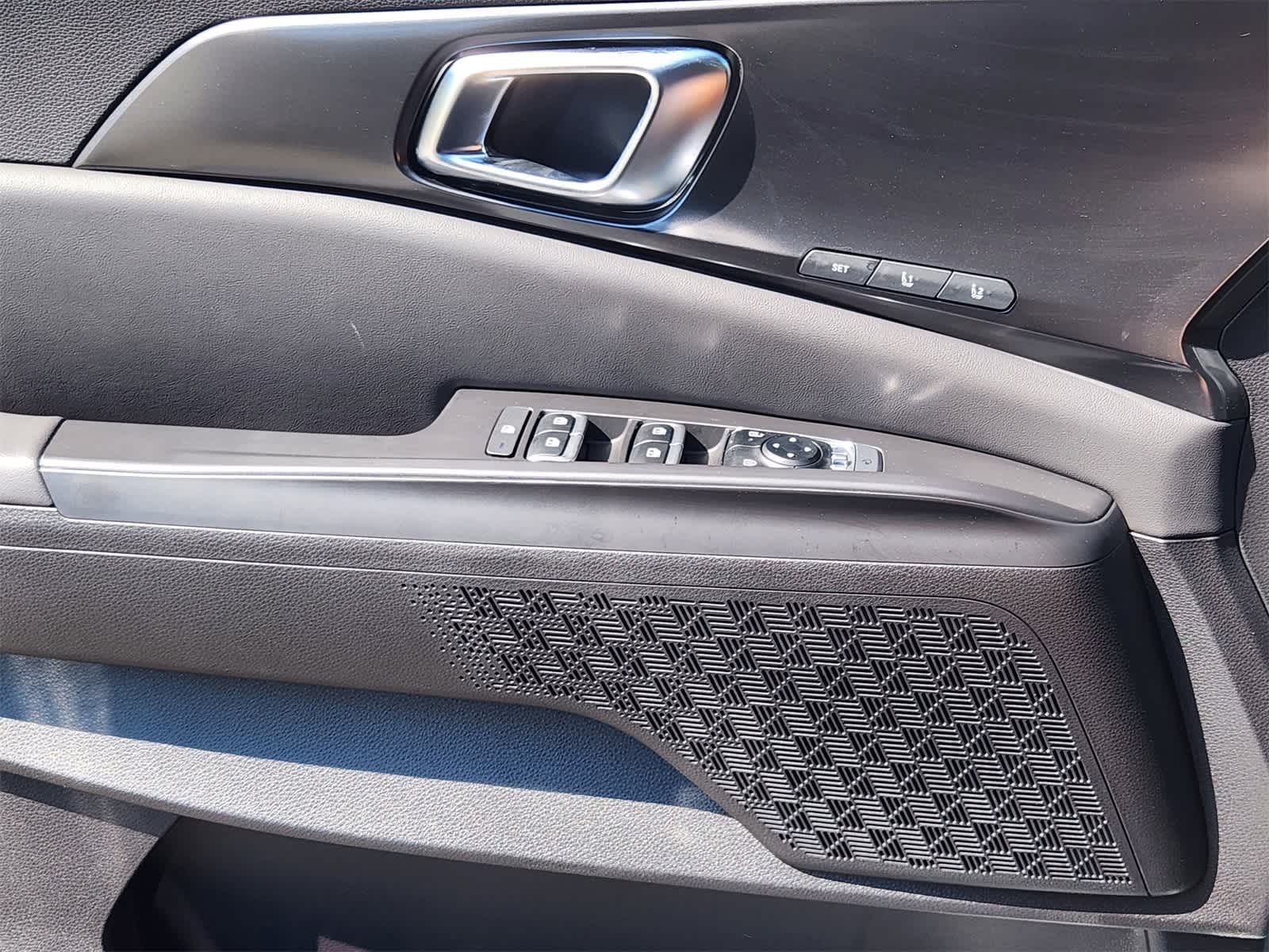 Thumbnail: 2026 Kia Carnival - 21