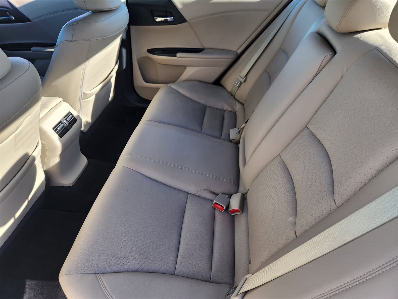 Thumbnail: 2015 Honda Accord - 24